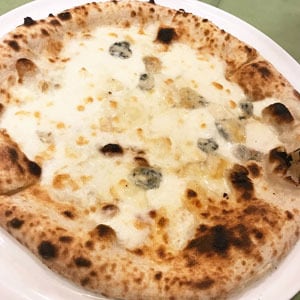 4種チーズのクワトロフォルマッジ
